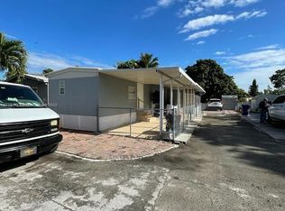 1233 SW 128th Ave #1, Miami, FL 33184