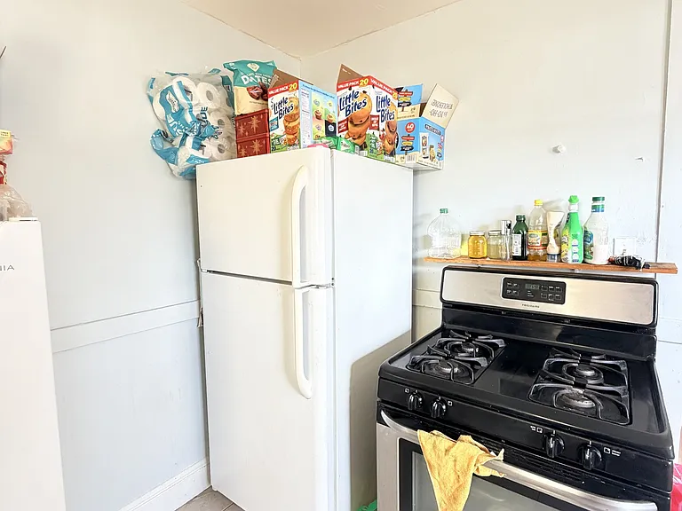 30 Slade St — Photo 5