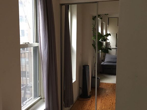 4th image of 308 Mott St APT 6F