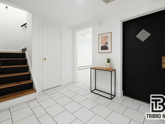 2nd image of 1309 Decatur St #1