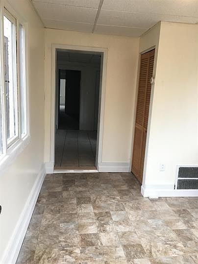 MudRoom to Kitchen
