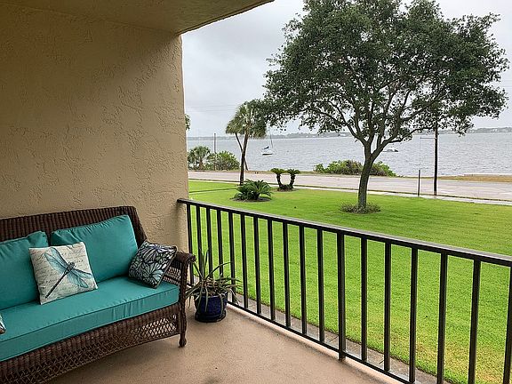 2nd image of 1049 Rockledge Dr APT 207