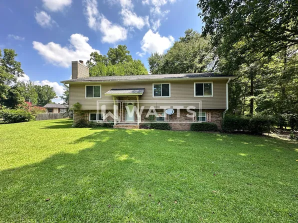 812 11th St, Pleasant Grove, AL 35127