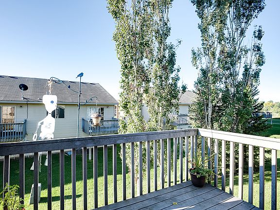 2nd image of 9173 Orchard Ln