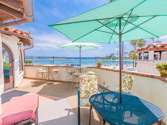 3rd image of 2634 Bayside Walk