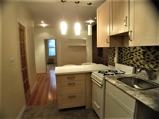 Rented by Carol T. Marino, LREB | media 5