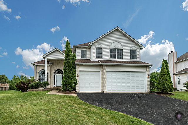 1st image of 615 Goldenrod Dr