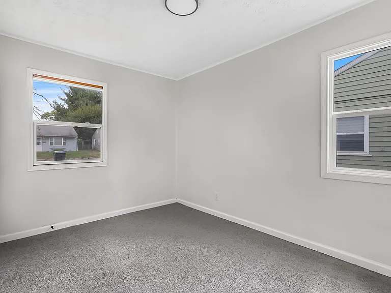 4483 Saint Margaret Ln — Photo 20