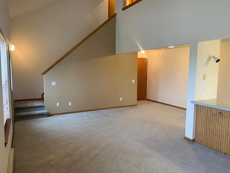 614 S 8th St — Photo 3