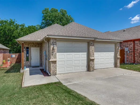 1017 Story Book Ln, Weatherford, TX 76086