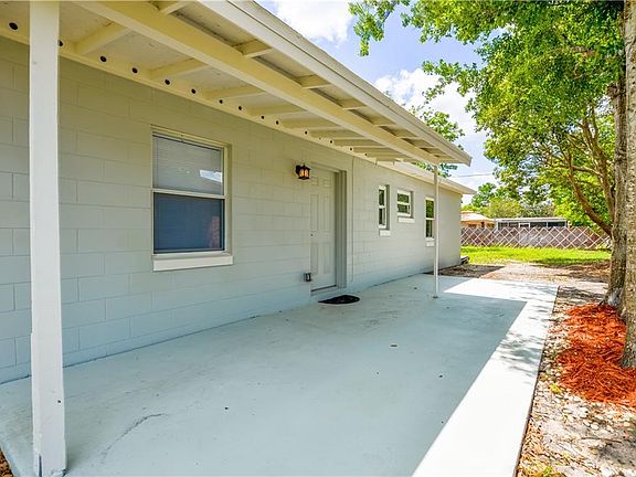 4th image of 4114 Iberis Ln