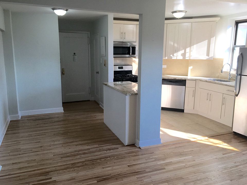 2nd image of 8110 135th St #4FL