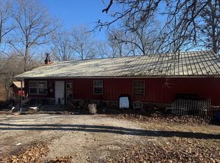 23495 Foliage Rd, Pierce City, MO 65723