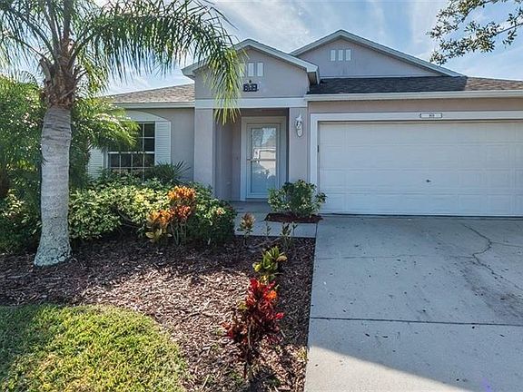 4th image of 868 Greenleaf Cir