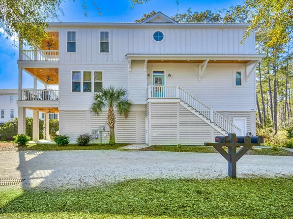114 Half Shell Ct., Pawleys Island, SC 29585