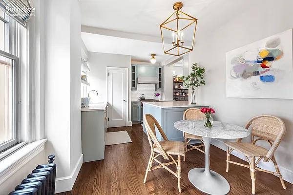 Sold by Sotheby's International Realty | media 19