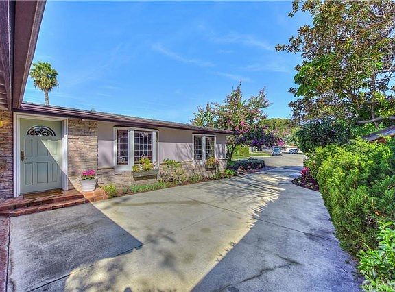 2nd image of 11691 Jewel Ln