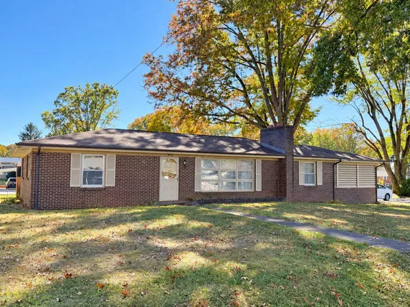 870 Falcon Dr, Abingdon, VA 24210