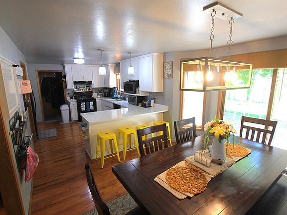 5th image of 2933 Sunray Ln