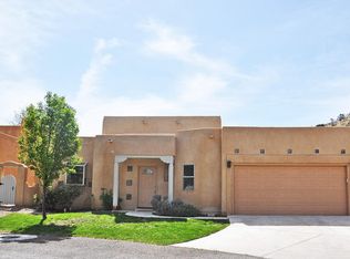 818 Hackberry Trl SE, Albuquerque, NM 87123