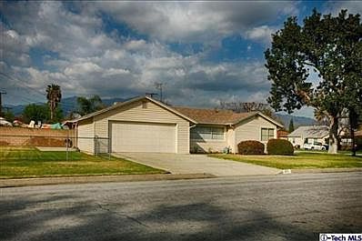 1st image of 971 E Sandra Ave