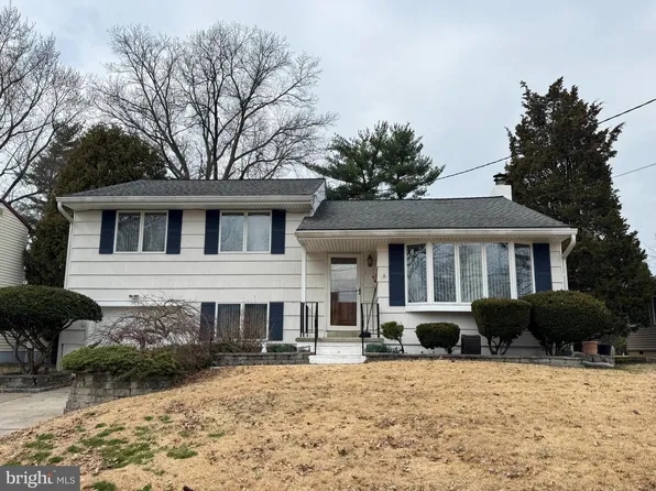 218 Maine Ave, Cherry Hill, NJ 08002