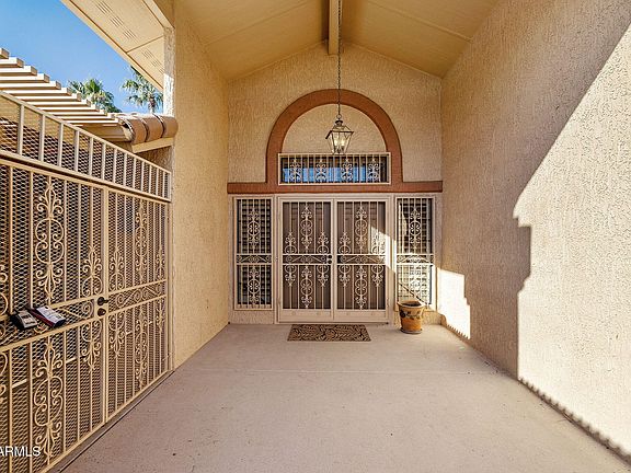 3rd image of 13826 W CASA LINDA Drive