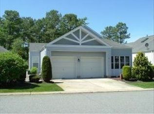 14 Newport Rd, Manahawkin, NJ 08050