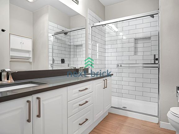 5th image of 16125 Juanita Woodinville Way NE Unit 905