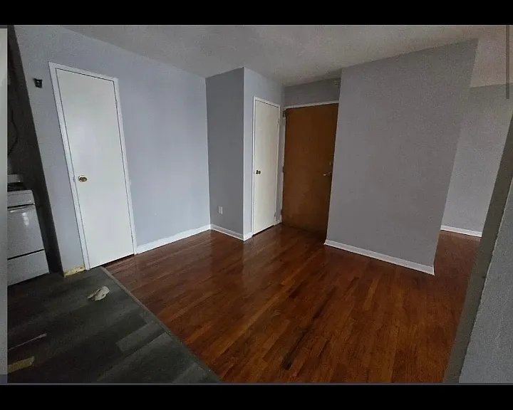 901 Stuyvesant Ave #1CC — Photo 6