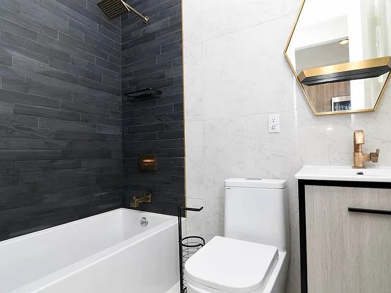 164 S 3rd St #4A — Photo 4