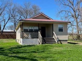 606 N Springfield St, Berryville, AR 72616