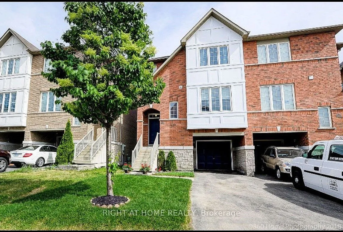 3 bed, $2,850 — Photo 1