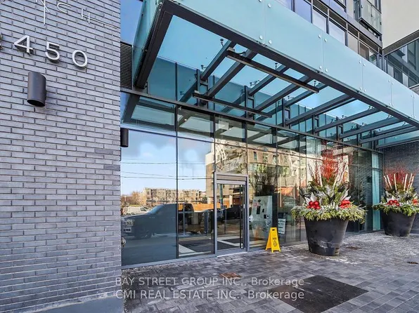 2450 Old Bronte Rd #231, Oakville, ON L6M 4J2
