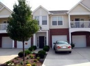 3594 Chestnut Park Ln, Cleves, OH 45002
