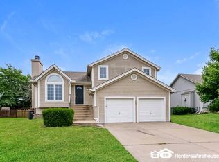 11211 N Lewis Ave, Kansas City, MO 64157