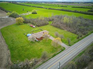 516 Mud St E, Hamilton, ON L8J3C7