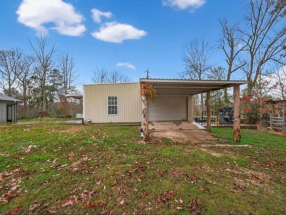 3rd image of 588 County Road 2307