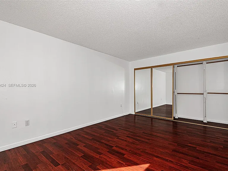4700 SW 67th Ave #P8 — Photo 15