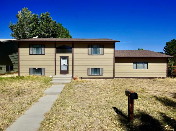 6300 Pittman Cir, Casper, WY 82604