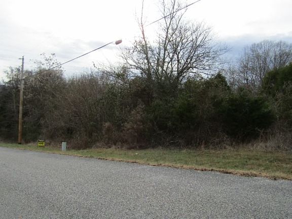 4th image of 212AC Hidden River Ave