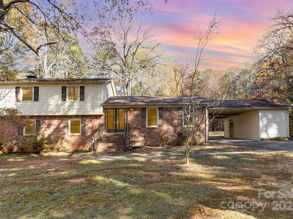 8541 Anette Ave, Mint Hill, NC 28227