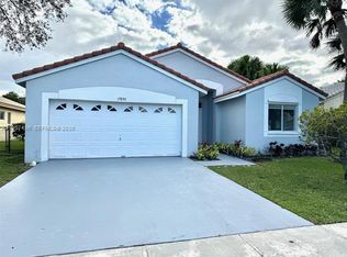 17850 NW 19th St #A, Hollywood, FL 33029