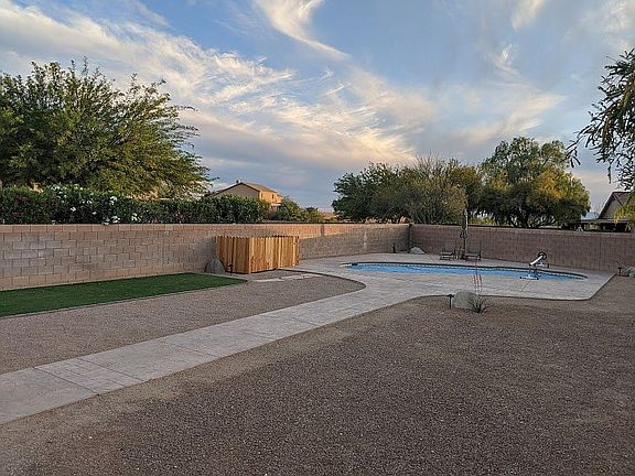 4th image of 7538 S Dunbar Ct