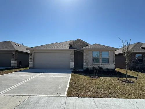 1645 Pleasant Dr Photo 1