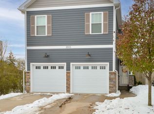 3003 Ledgestone Pl NE, Grand Rapids, MI 49525