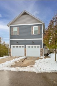 3003 Ledgestone Pl NE, Grand Rapids, MI, 49525