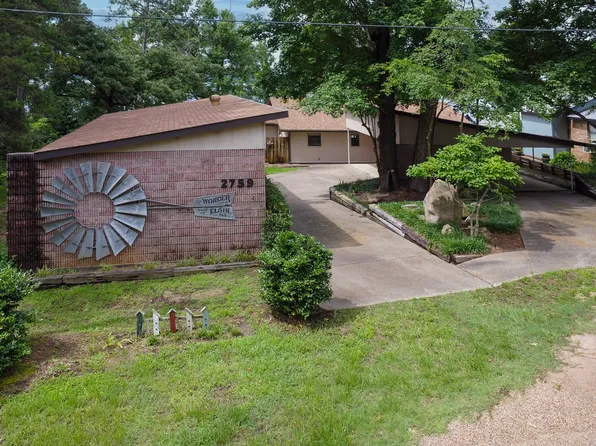 2759 Lake Breeze Dr, Chandler, TX 75758