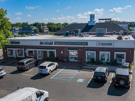 4th image of 22 Long Island Ave