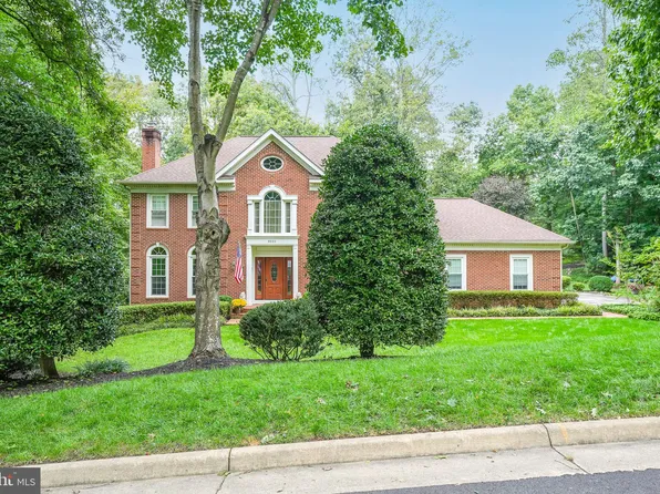 9320 Davis Dr, Lorton, VA 22079